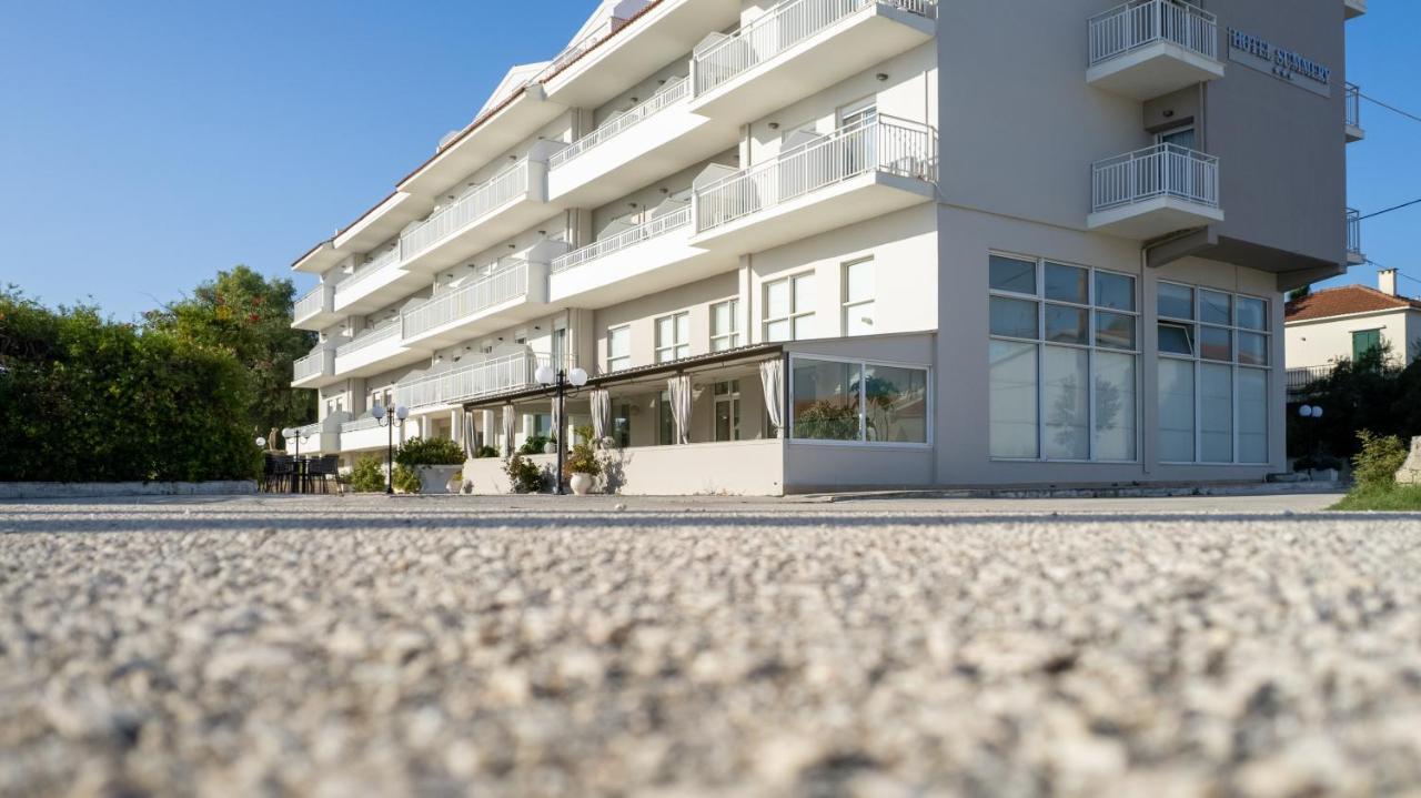 Hotel Summery Ликсури Экстерьер фото